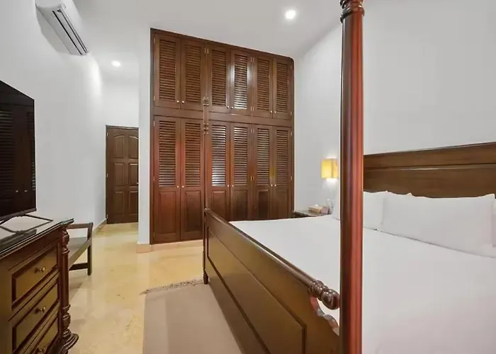 Beachfront Hacienda Soliman Bay Villa