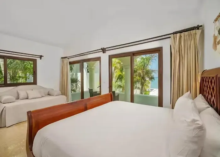 Beachfront Hacienda Soliman Bay