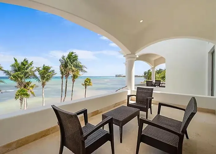 Beachfront Hacienda Soliman Bay * Tulum